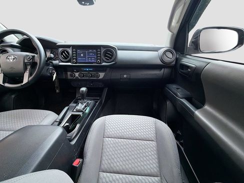 Used 2021 Toyota Tacoma SR AWD/4WD image 17
