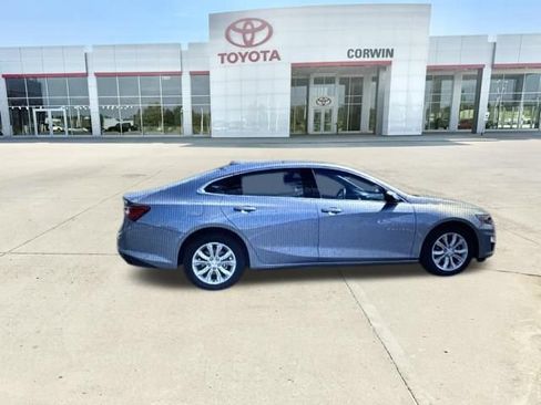Used 2023 Chevrolet Malibu LT FWD image 18