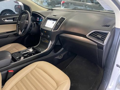 Used 2019 Ford Edge SEL w/ Equipment Group 201A AWD/4WD image 18