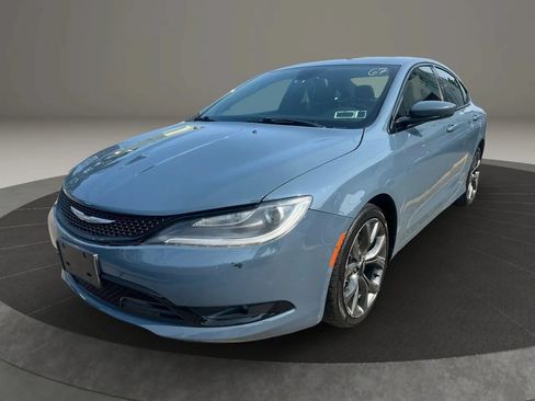 Used 2015 Chrysler 200 S w/ Navigation & Sound Group I AWD/4WD image 1