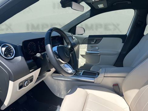 Used 2025 Mercedes-Benz GLA 250 image 9