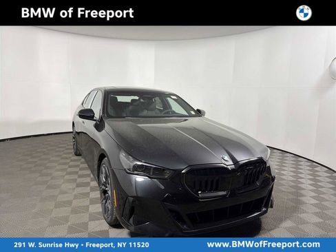 New 2027 BMW 530i xDrive AWD/4WD image 1