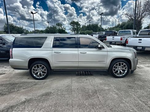 Used 2016 GMC Yukon XL Denali w/ Open Road Package RWD image 10