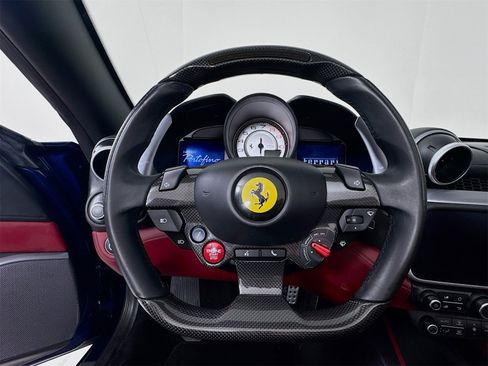 Used 2020 Ferrari Portofino image 8