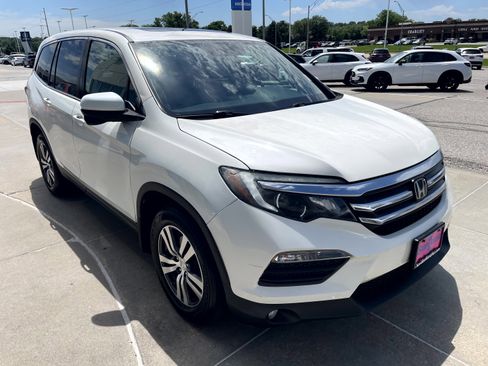 Used 2017 Honda Pilot EX-L image 4