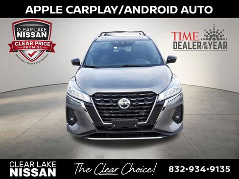 Used 2021 Nissan Kicks SR w/ Interior Electronics Package FWD image 2