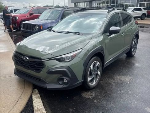 Used 2024 Subaru Crosstrek 2.5i Limited w/ Popular Package #3A AWD/4WD image 2