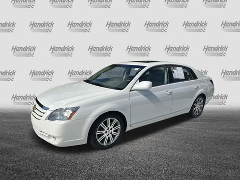 Used 2005 Toyota Avalon Limited FWD image 5