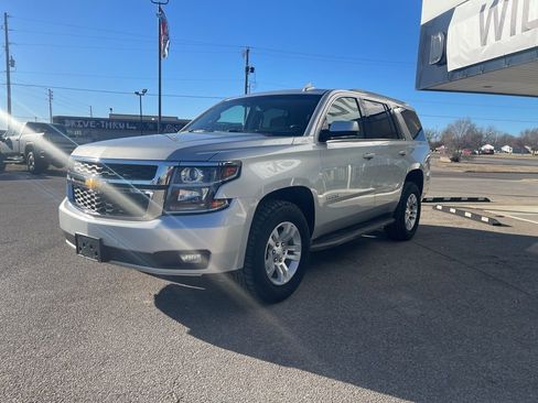 Used 2018 Chevrolet Tahoe LT image 3
