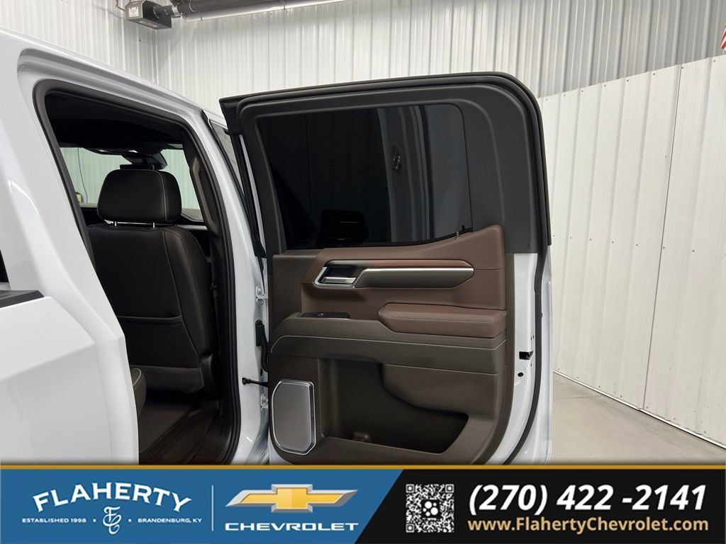 Used 2026 GMC Sierra 1500 Denali AWD/4WD image 12