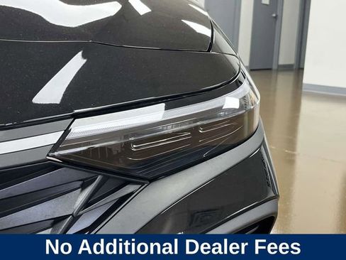 Used 2025 Hyundai Elantra Sport w/ Cargo Package FWD image 9