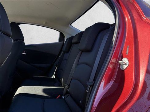 Used 2017 Toyota Yaris iA image 14