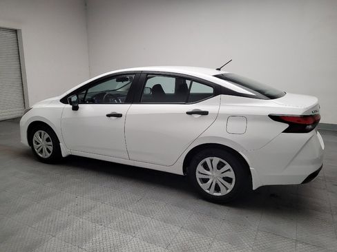 Used 2025 Nissan Versa S w/ Trunk Package FWD image 3