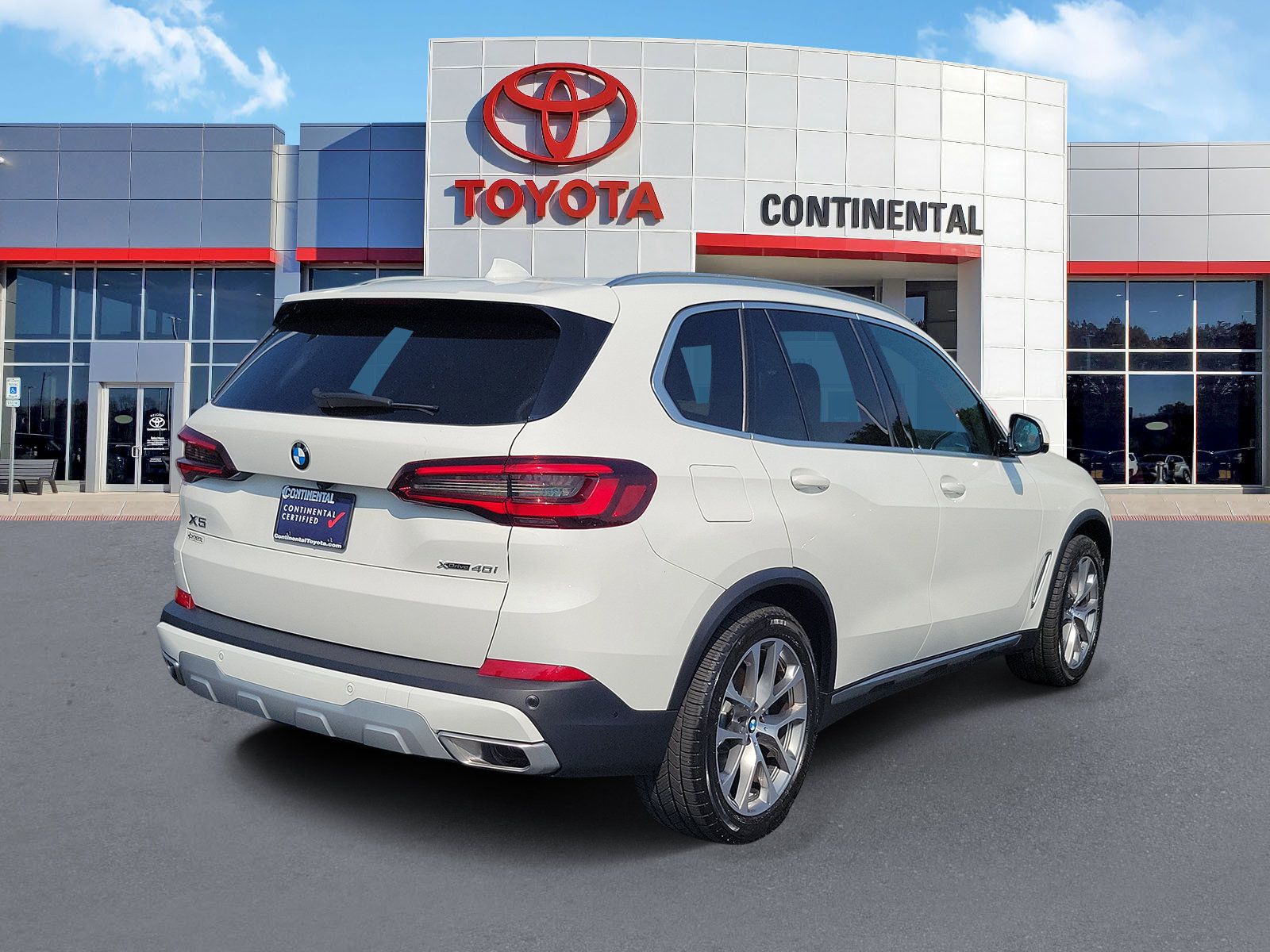 Used 2020 BMW X5 xDrive40i w/ Convenience Package AWD/4WD image 5