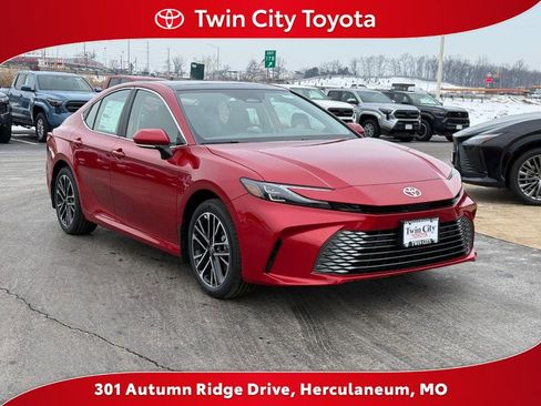 New 2026 Toyota Camry XLE AWD (Natl) image 1