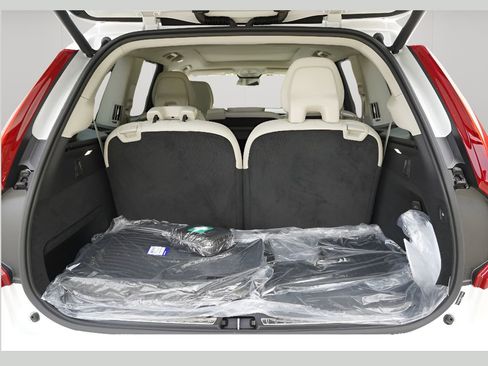 New 2025 Volvo XC90 T8 Ultra w/ Protection Package Premier image 22