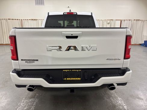 New 2026 RAM 1500 4x4 Crew Cab image 7