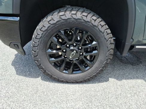 Certified 2025 Chevrolet Silverado 2500 LTZ w/ Trail Boss Package AWD/4WD image 10