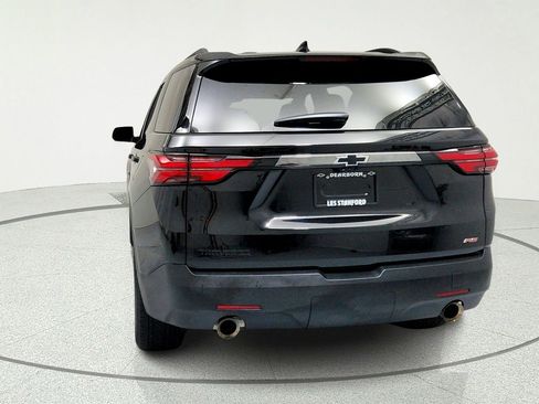 Used 2023 Chevrolet Traverse RS FWD image 4