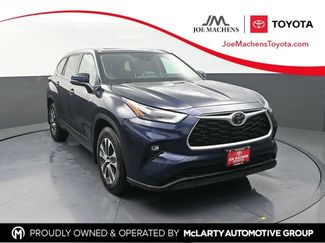 Used 2022 Toyota Highlander XLE w/ Protection Package #3 (TMS) AWD/4WD 360° Tour