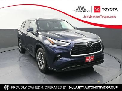 Used 2022 Toyota Highlander XLE w/ Protection Package #3 (TMS)