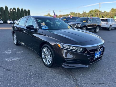 Used 2018 Honda Accord LX image 1