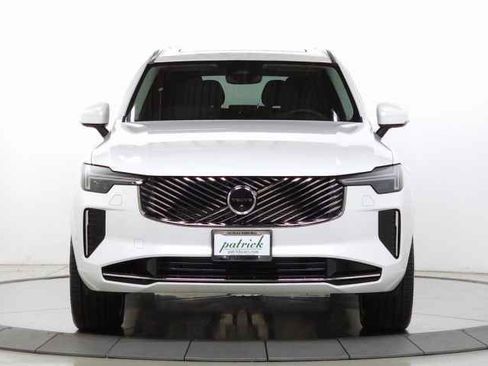 New 2025 Volvo XC90 T8 Plus w/ Protection Package Premier image 2