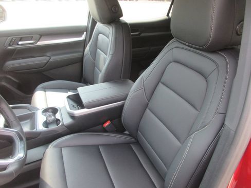 New 2027 GMC Terrain Elevation w/ Elevation Premium Package FWD image 11