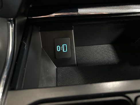 Certified 2023 Ford F150 Lariat image 26