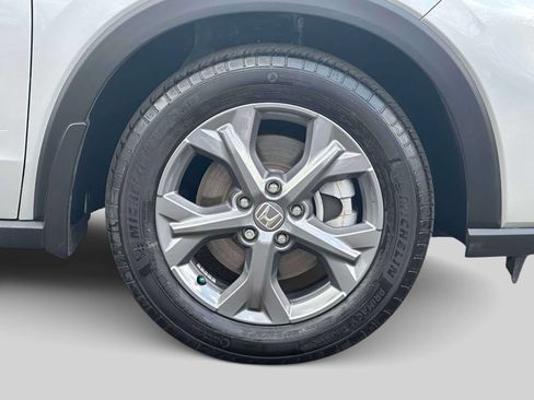 Certified 2026 Honda HR-V LX image 6