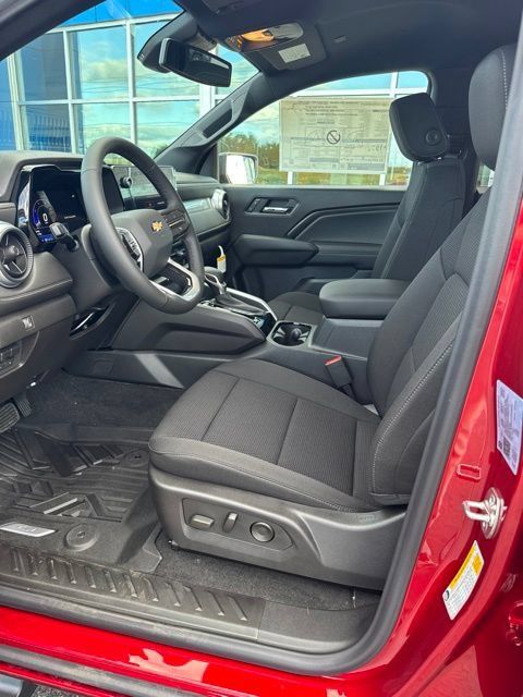 New 2026 Chevrolet Colorado LT w/ Advanced Trailering Package AWD/4WD image 8
