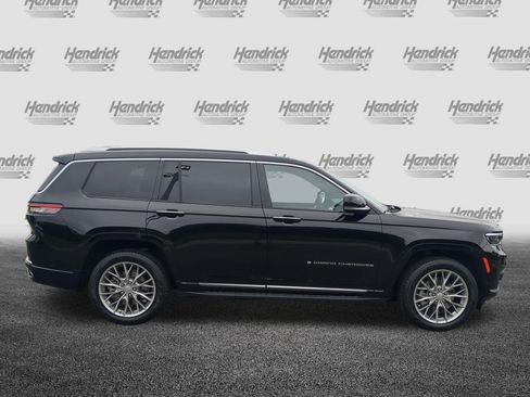 Used 2022 Jeep Grand Cherokee L Summit w/ Luxury Tech Group V AWD/4WD image 11