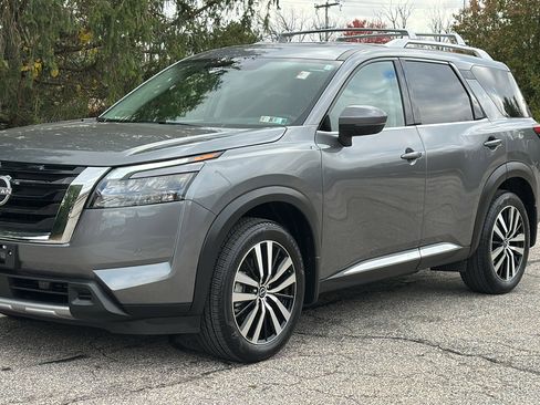 Certified 2025 Nissan Pathfinder Platinum w/ Cargo Package image 2