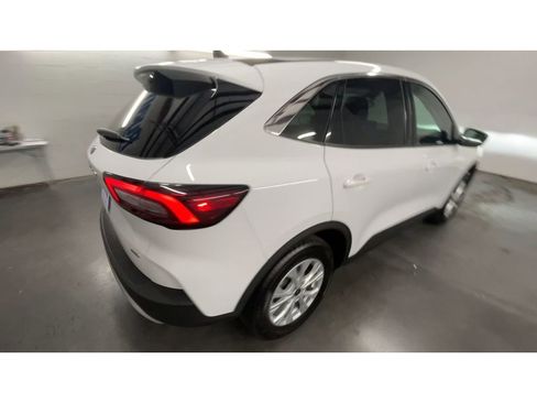 Used 2023 Ford Escape Active image 8