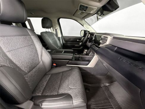 Used 2023 Toyota Tundra SR5 w/ SR5 Premium Package RWD image 39