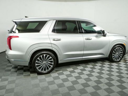 Used 2024 Hyundai Palisade Calligraphy AWD/4WD image 2