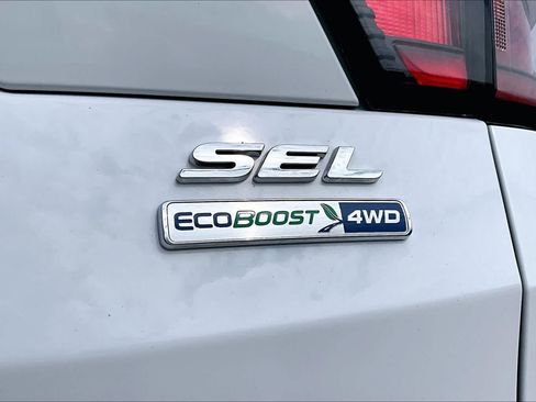 Used 2018 Ford Escape SEL AWD/4WD image 10