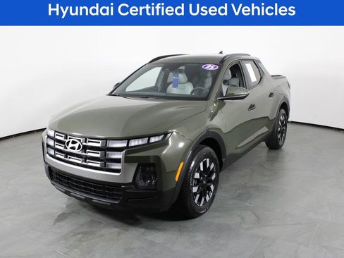 Certified 2025 Hyundai Santa Cruz SEL image 2
