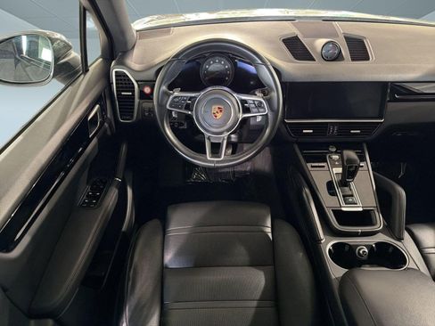 Used 2019 Porsche Cayenne AWD/4WD image 24