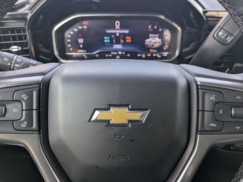 Used 2025 Chevrolet Silverado 1500 LT RWD image 30