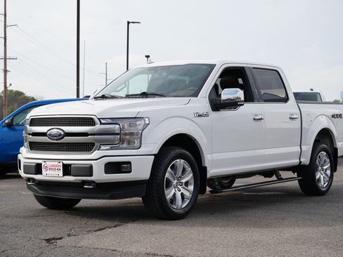 Used 2018 Ford F150 Platinum w/ Equipment Group 701A Luxury image 8