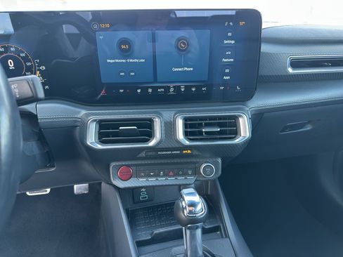 Used 2024 Ford Mustang Premium image 18