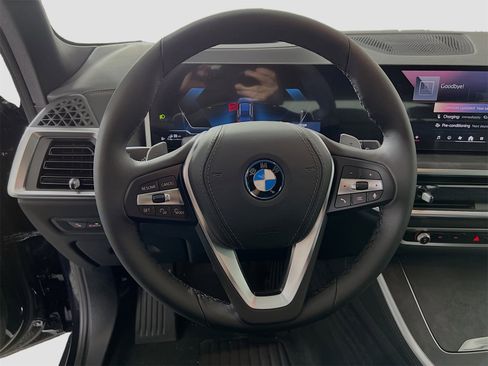 New 2026 BMW X5 xDrive50e w/ Climate Comfort Package image 12