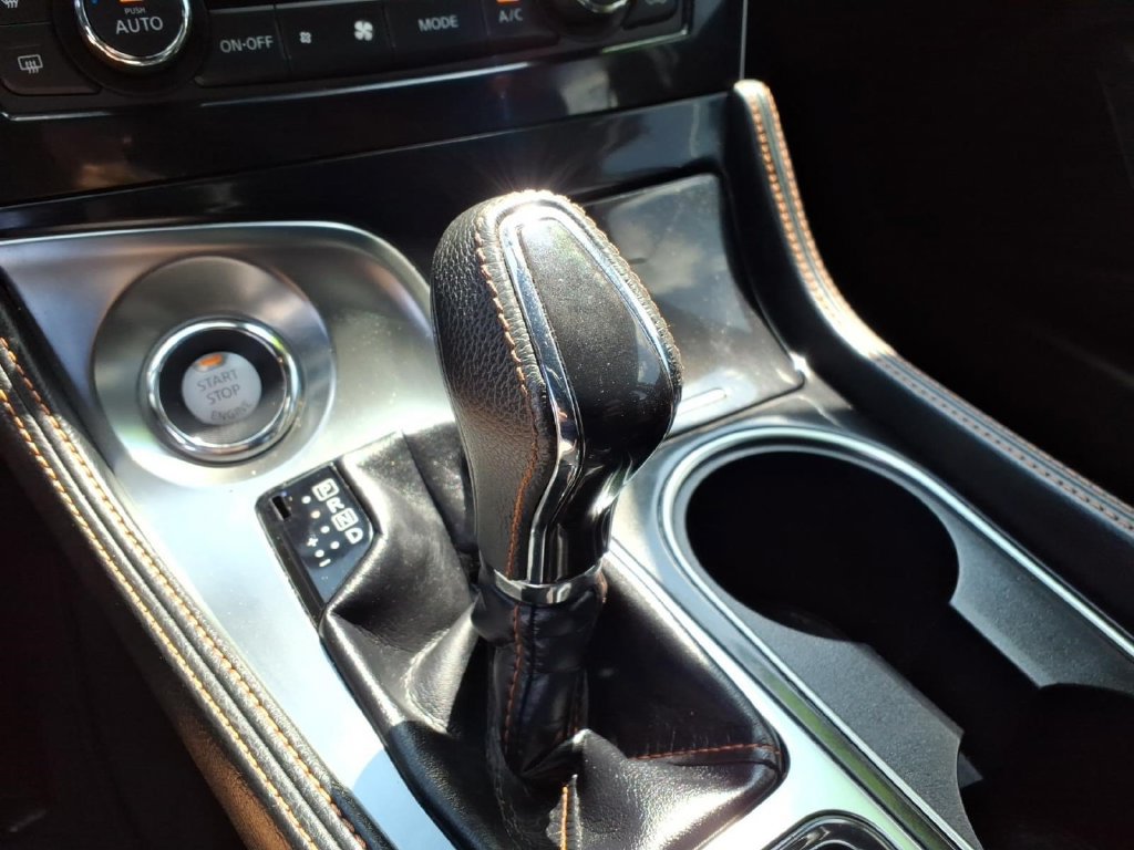 Used 2023 Nissan Maxima SR w/ Sport Mat Group FWD image 27