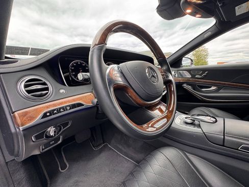 Used 2015 Mercedes-Benz S 550 4MATIC Sedan image 21