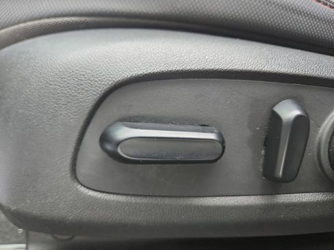 Used 2022 Chevrolet TrailBlazer RS image 13