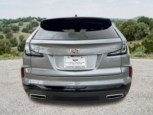 Used 2025 Cadillac XT4 Sport FWD image 8
