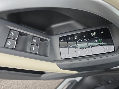 New 2025 Audi Q5 Prestige image 26