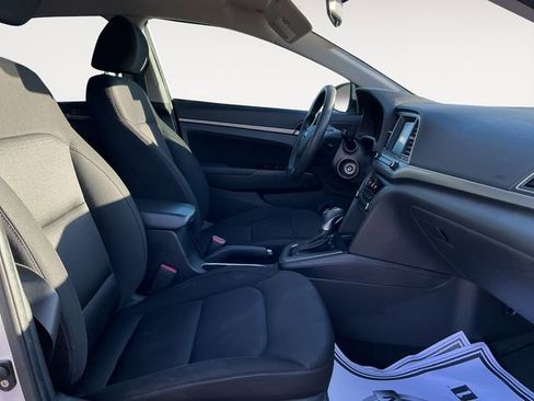 Used 2018 Hyundai Elantra SEL w/ Cargo Package image 11