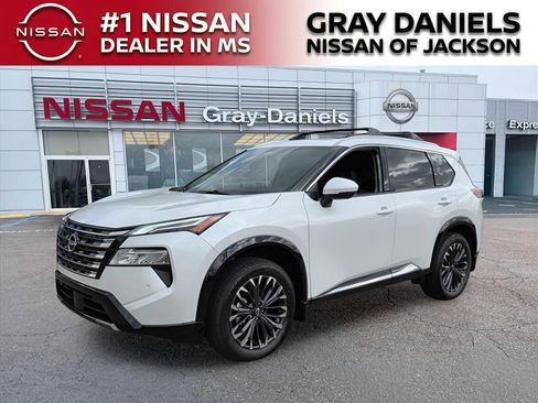 New 2026 Nissan Rogue Platinum w/ Platinum Premium Package AWD/4WD image 4